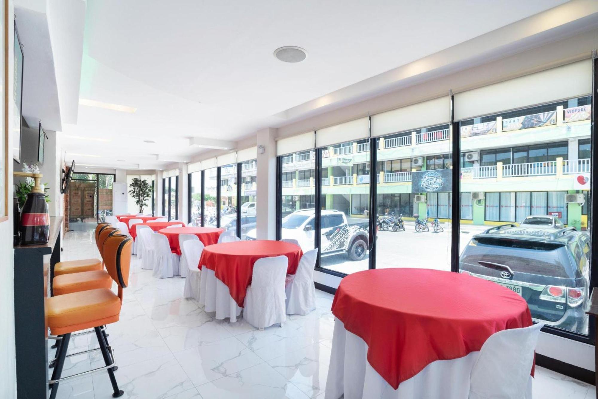 Oyo 195 Ranchotel - Binan Extérieur photo